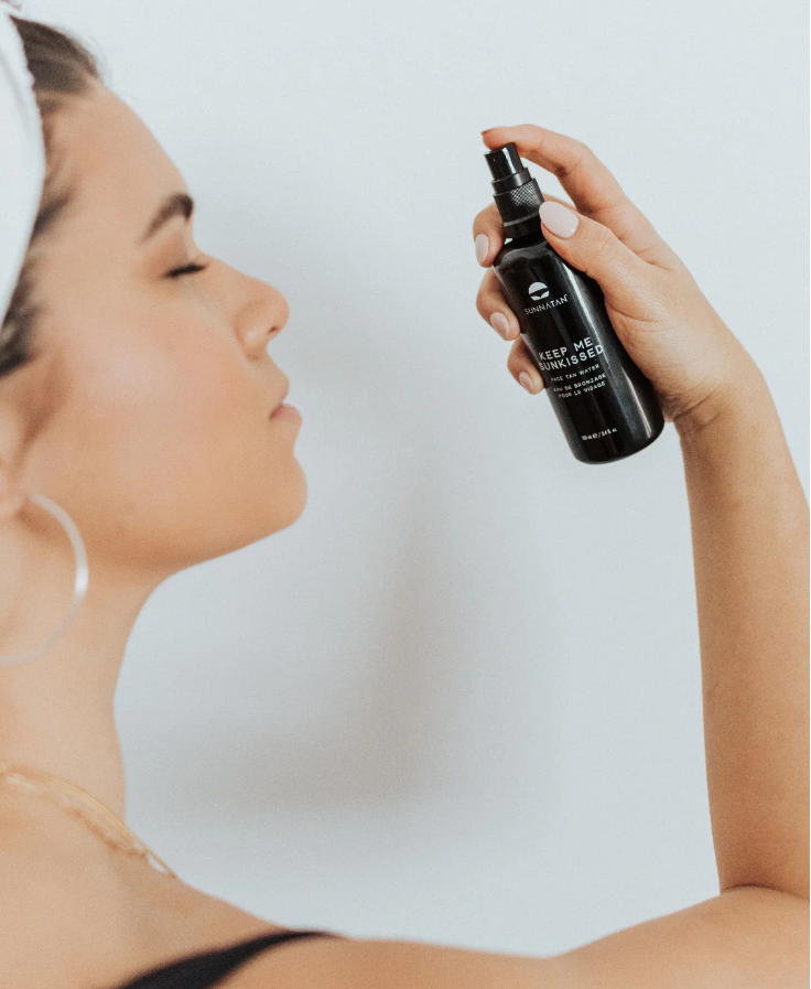 Face Tan Water - Light/Medium