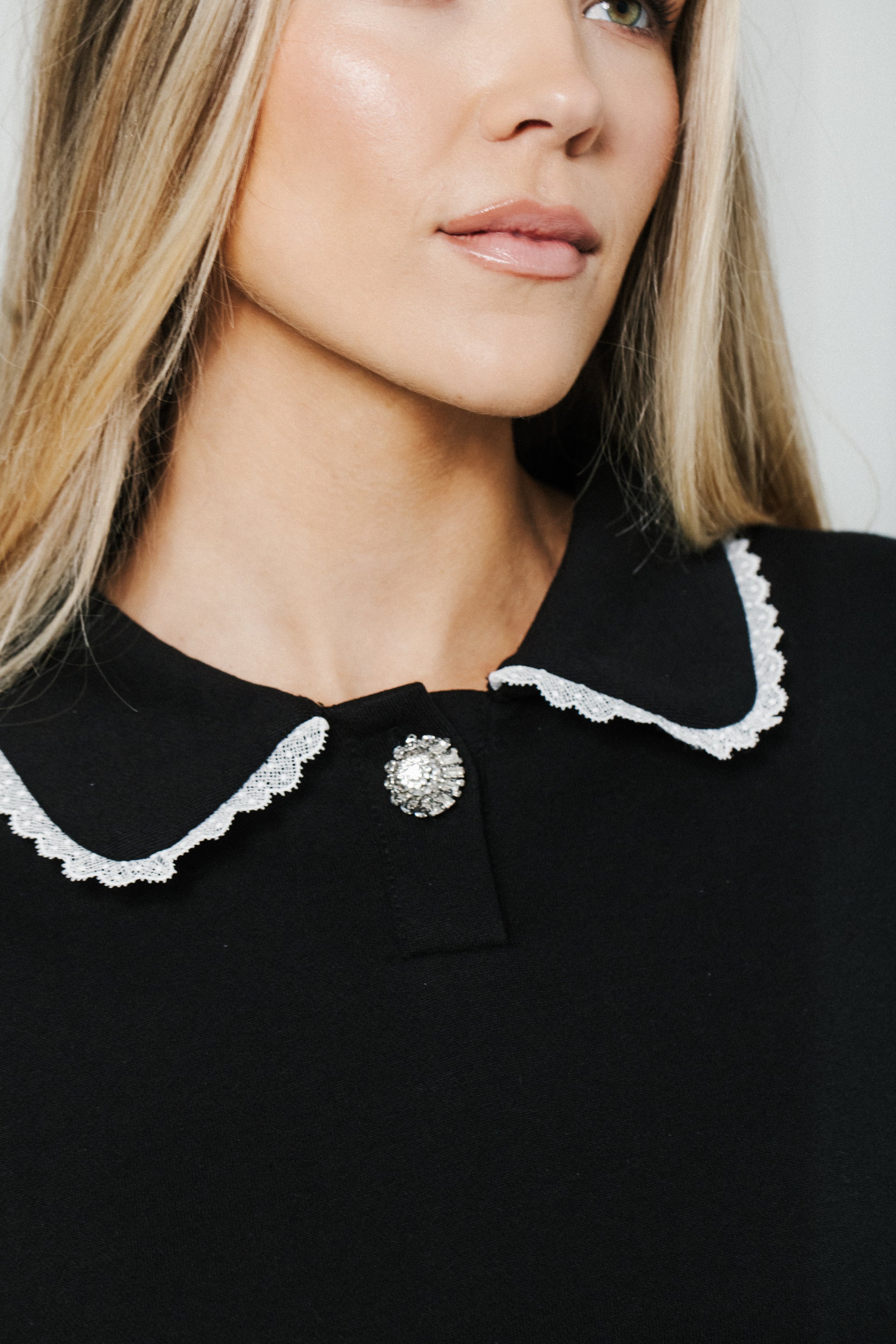 Mini Lace Crew