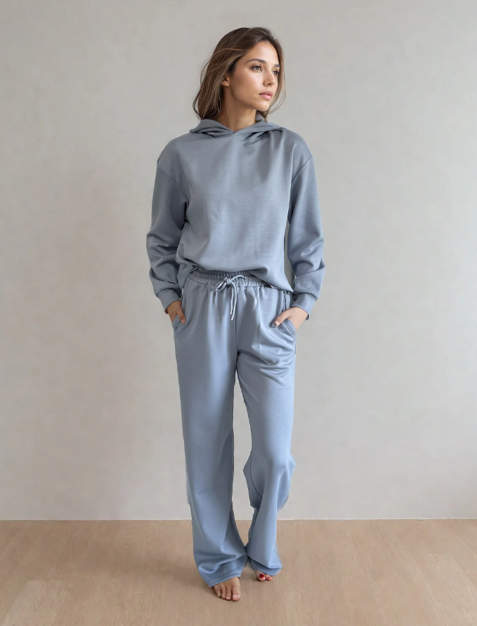 Carmen LUXEflow Hoodie