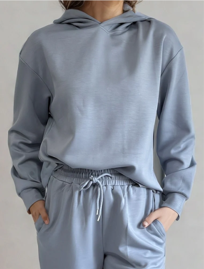Carmen LUXEflow Hoodie